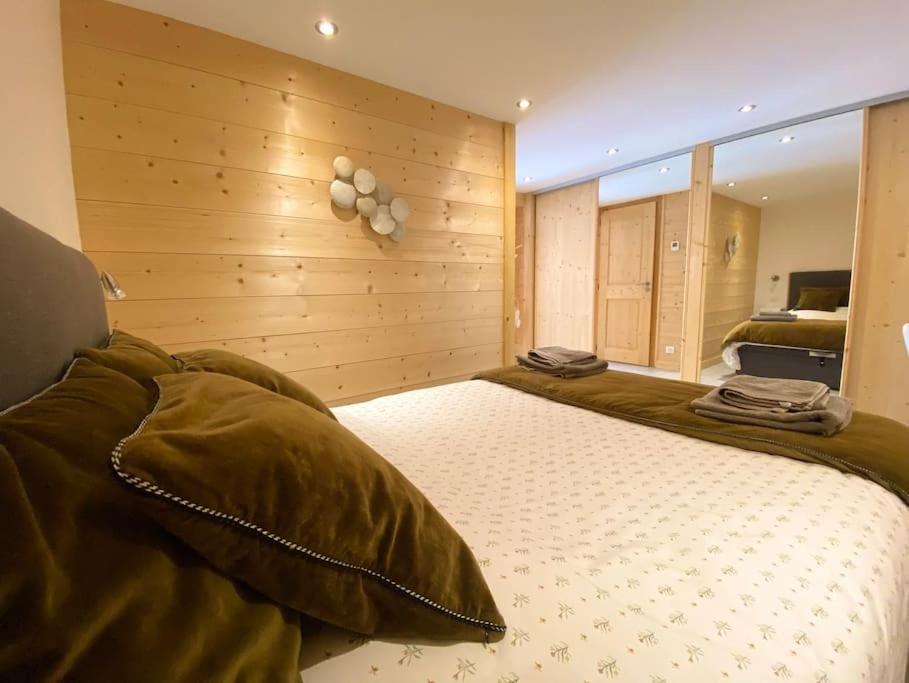 Androsace Appartement Dans Chalet Bois Avec Jacuzzi Privatif Terrasse Et Vue Montagne Les Villards-sur-Thônes Екстериор снимка